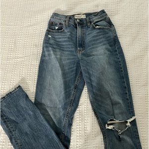 Abercrombie ultra high rise 90s jeans size 25